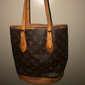 Louis Vuitton vintage bucket bag